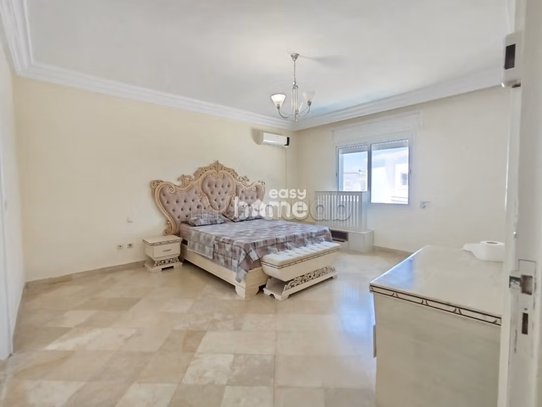 350m² villa on a 605m² plot