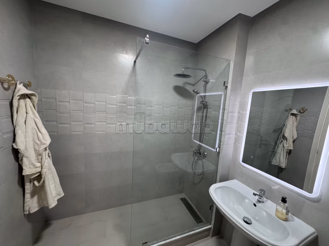 Appartement 120 m² f Administratif — 16
