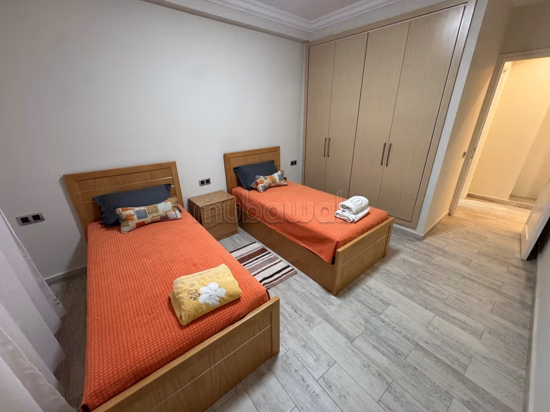 Appartement 120 m² f Administratif — 18