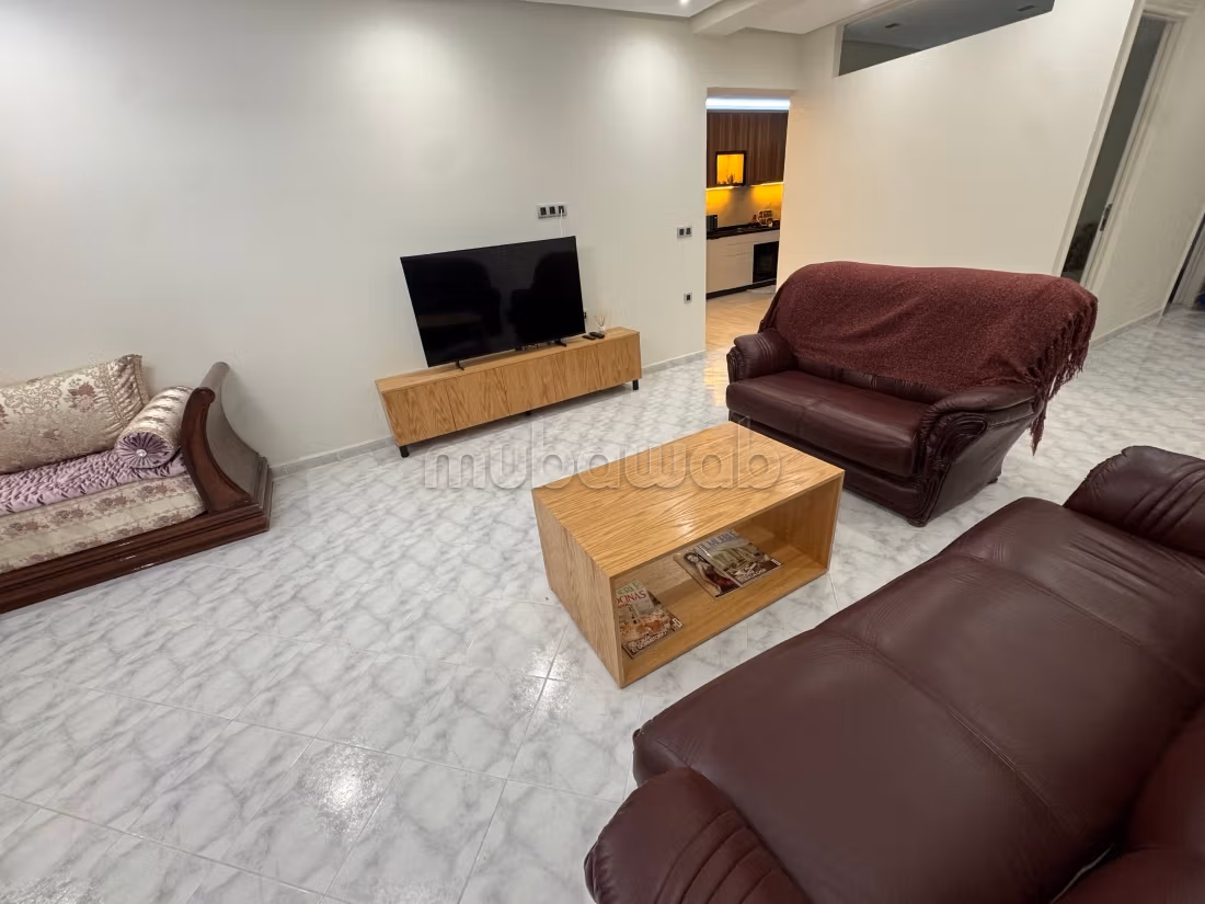 Superbe appartement loyer meublé à secteur administratif 
centre ville — 4