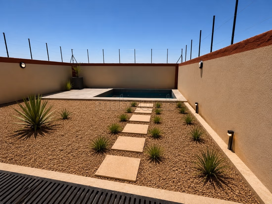 Magnificent empty villa for sale in Targa