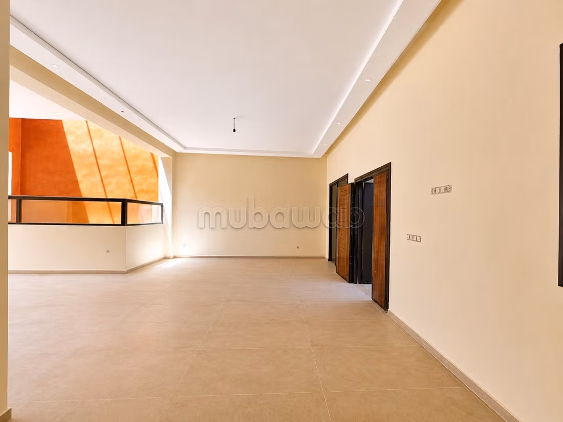 Magnificent empty villa for sale in Targa