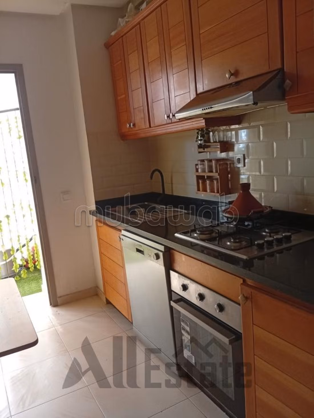 Appartement vide à louer – Victoria Bouskoura
