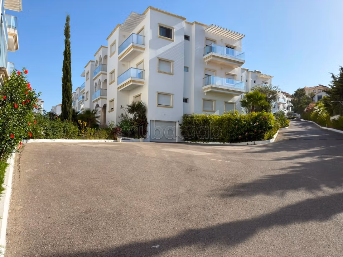 Appartement a louer complexe avec piscine
