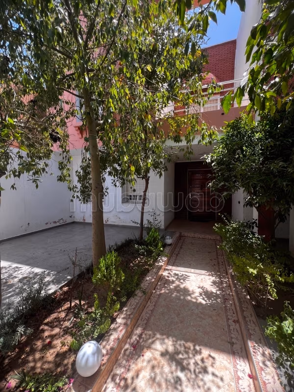 Villa van 250 m² te koop in Tamansourt Marrakech