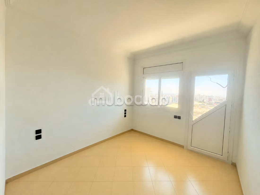 Bureaux neufs à louer Avenue Kadi Ayad