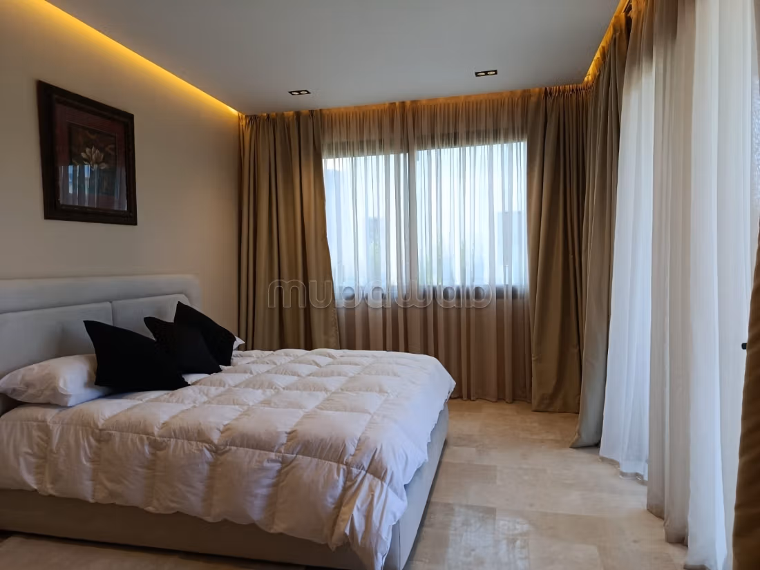 Location Villa de Luxe à Bouskoura