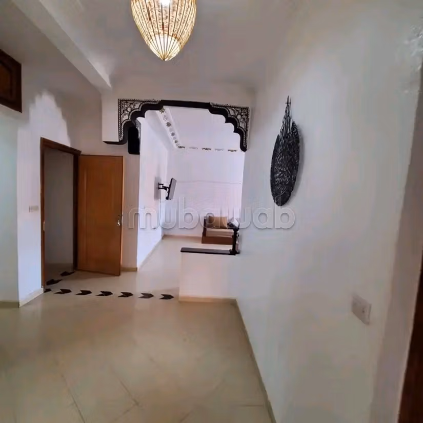 Appartamento in affitto. Piccola area di 11 m². Ben arredato