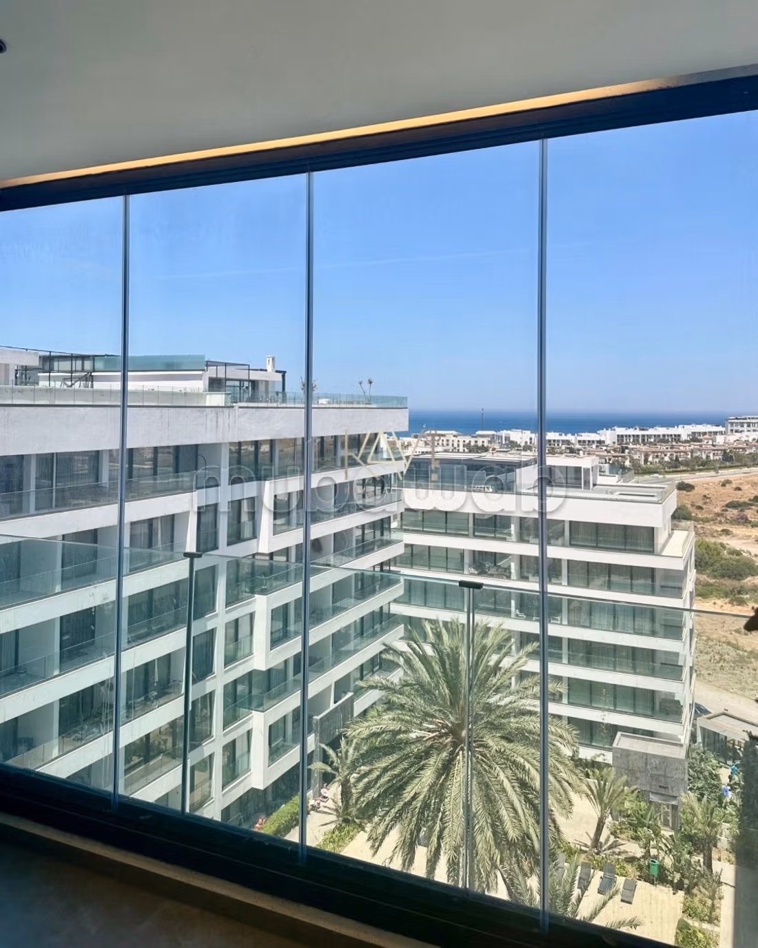 Appartement meublé à louer – Complexe avec piscine — 2