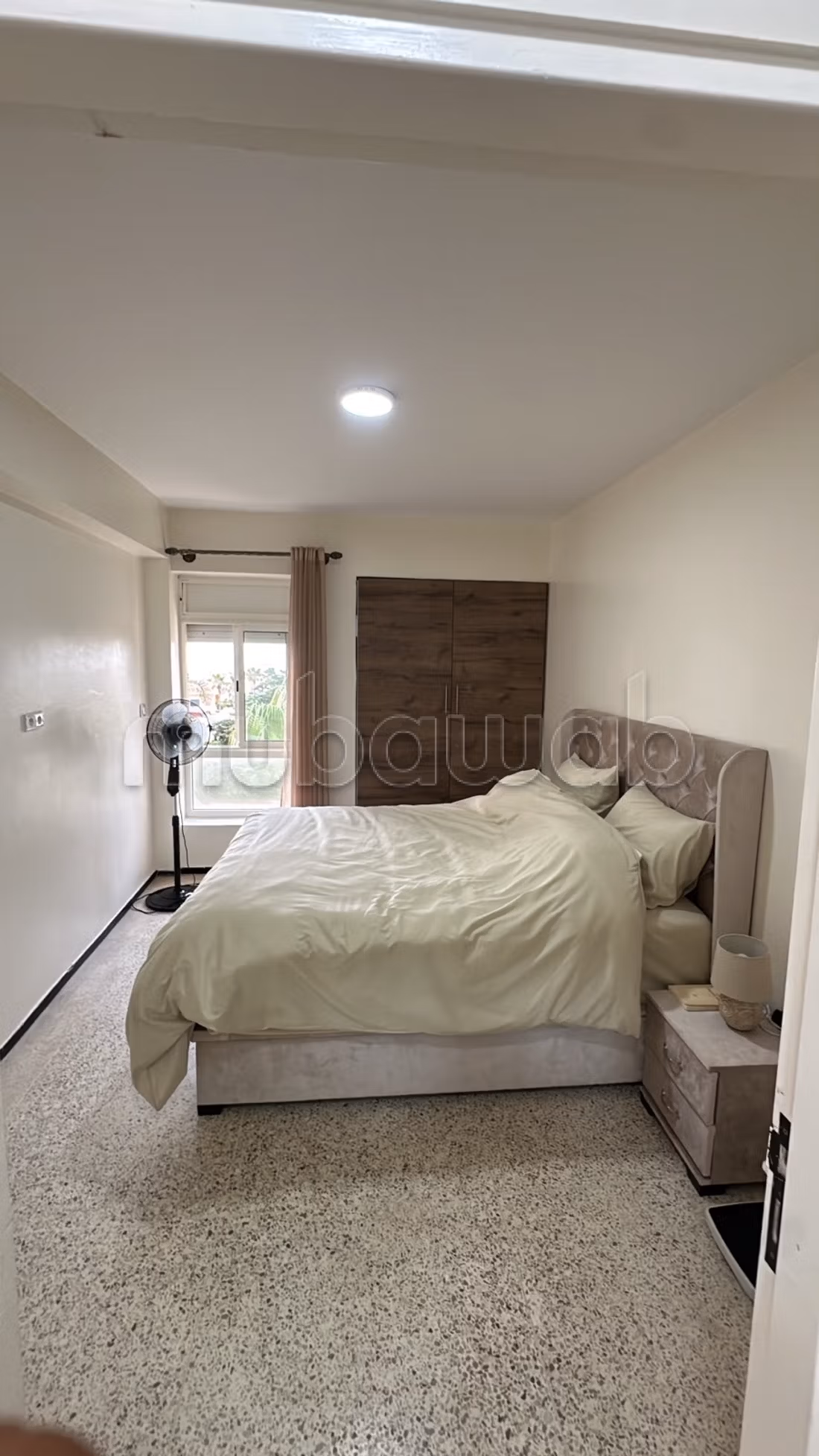 Appartamento con 3 camere e vista mare