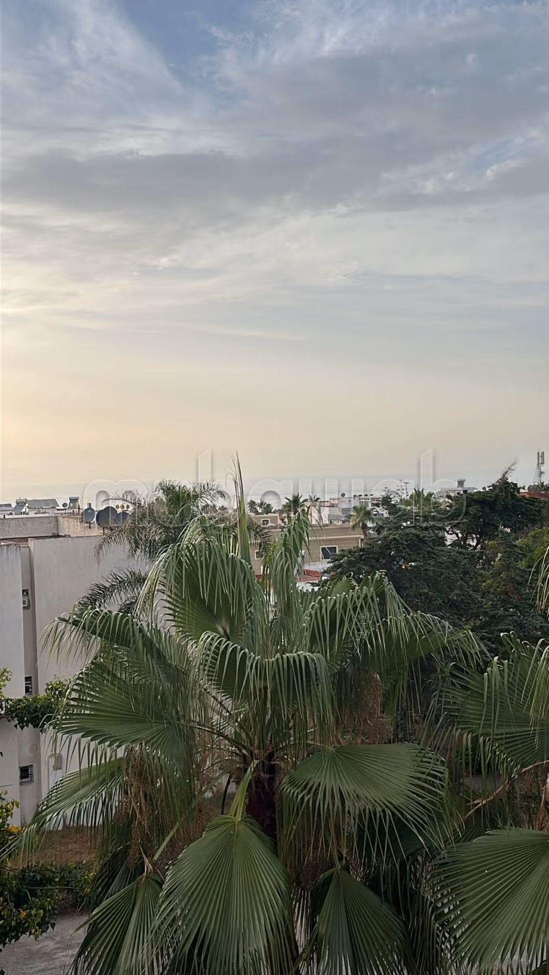 Appartamento con 3 camere e vista mare
