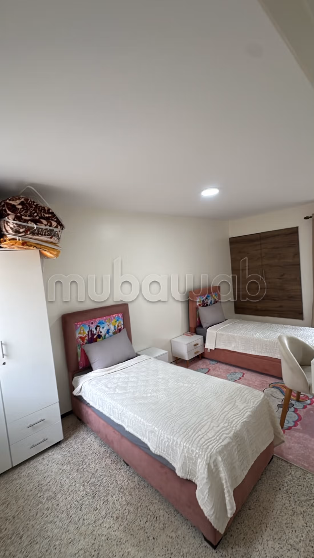 Appartamento con 3 camere e vista mare