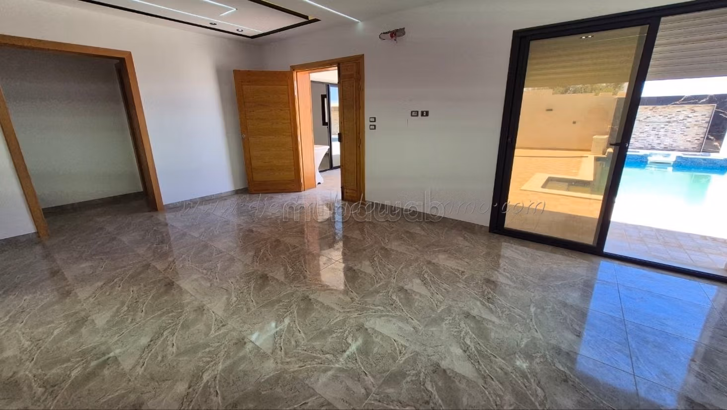 Villa S3 avec piscine à vendre à Mahboubine