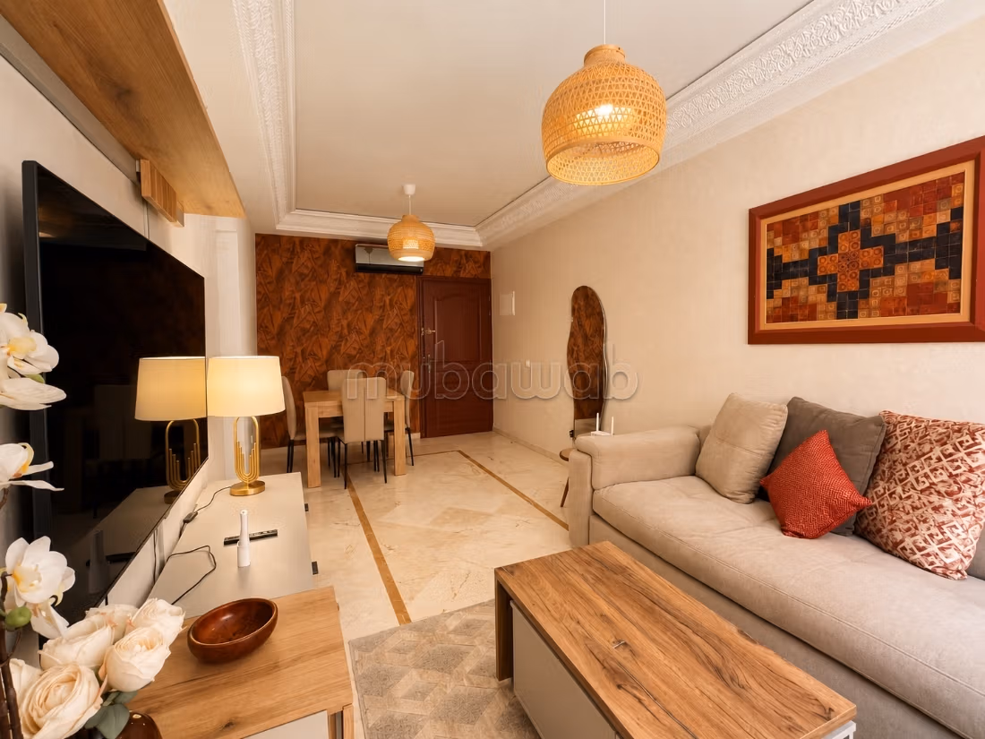 Appartement de 2 Chambres avec Piscine Commune