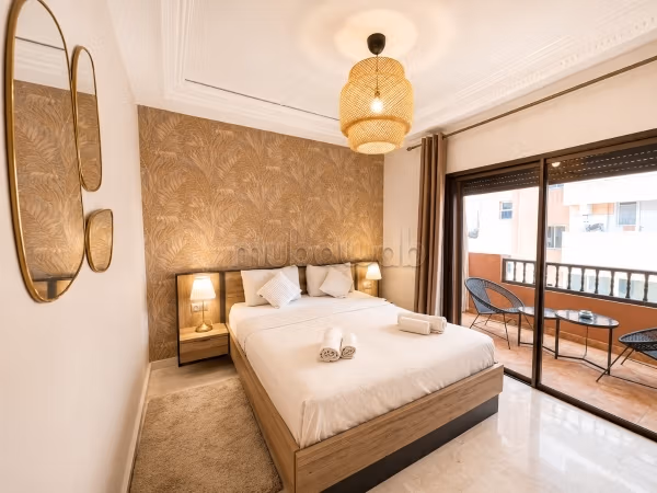 Appartement de 2 Chambres avec Piscine Commune