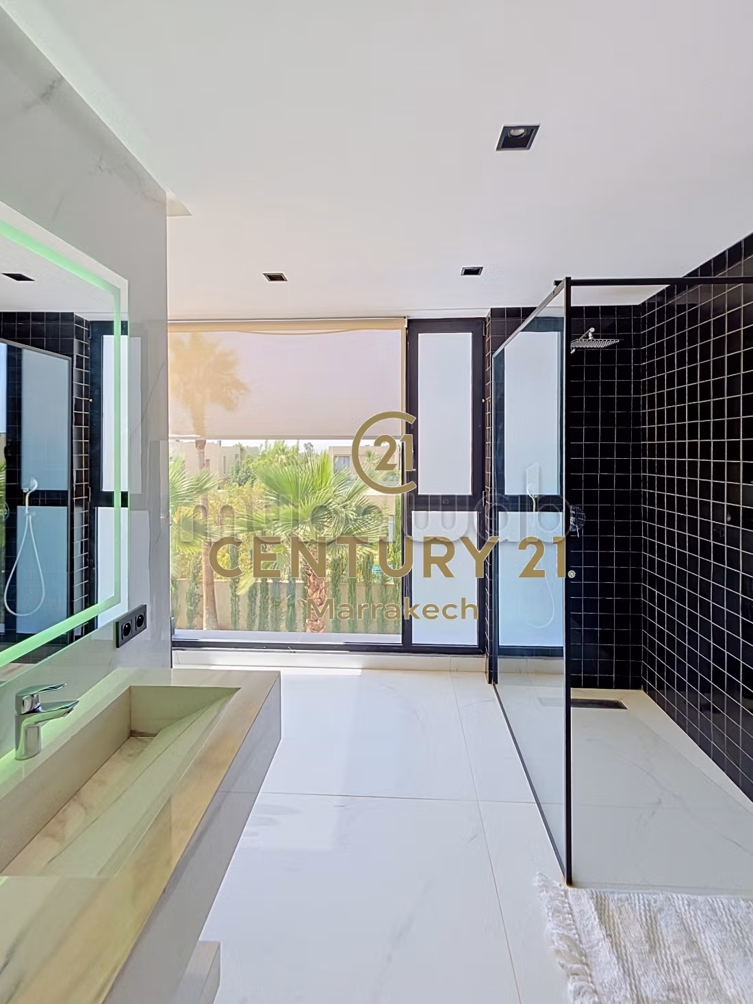 Premium New Villa Large Garden