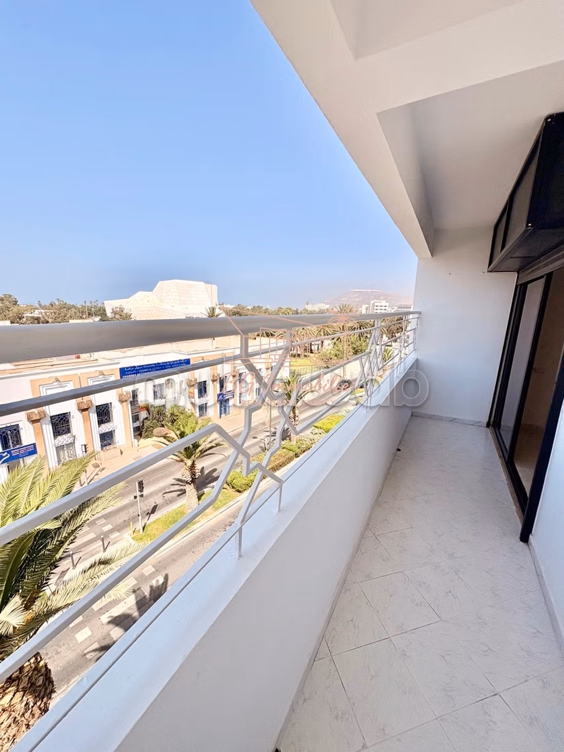 Charmant App rénové Centre ville avec 4 chambres