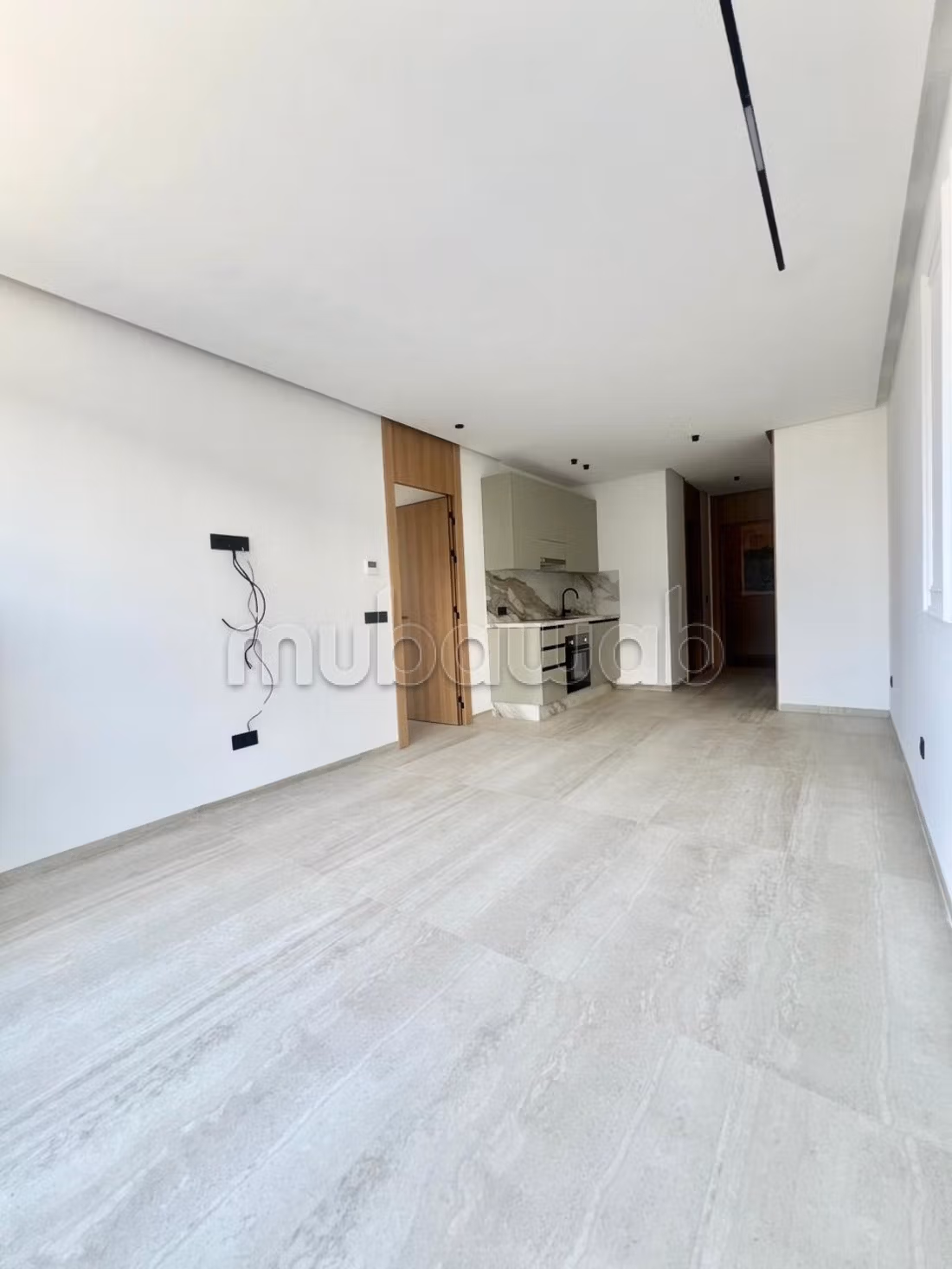 Studio Vide Neuf Haut Standing à Louer — 3