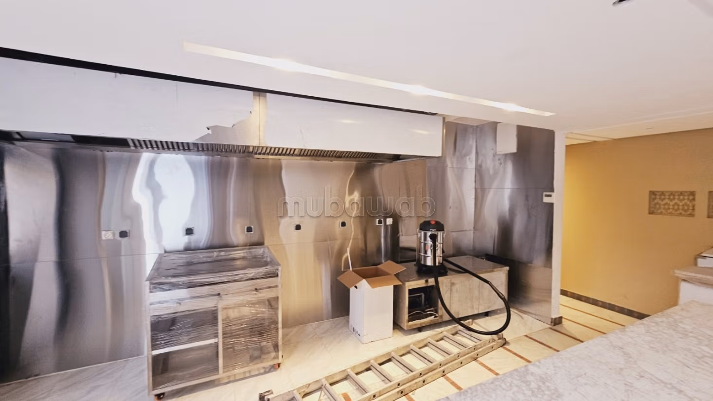 Pas de porte restaurant – Hivernage