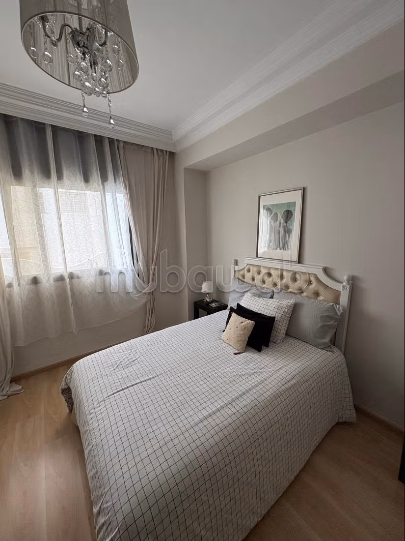 Superbe appartement à casablanca: 181 m²  2 pp