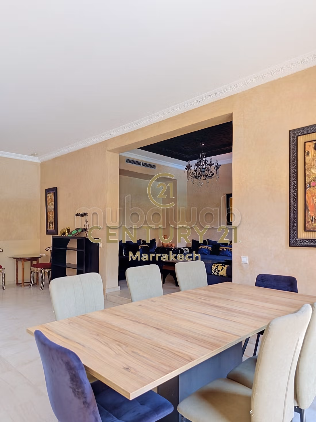 Charming villa in a secure residence