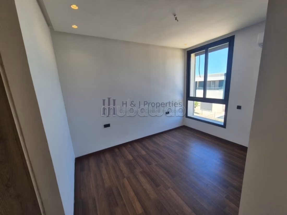 Villa de 600m² 5 chambres piscine