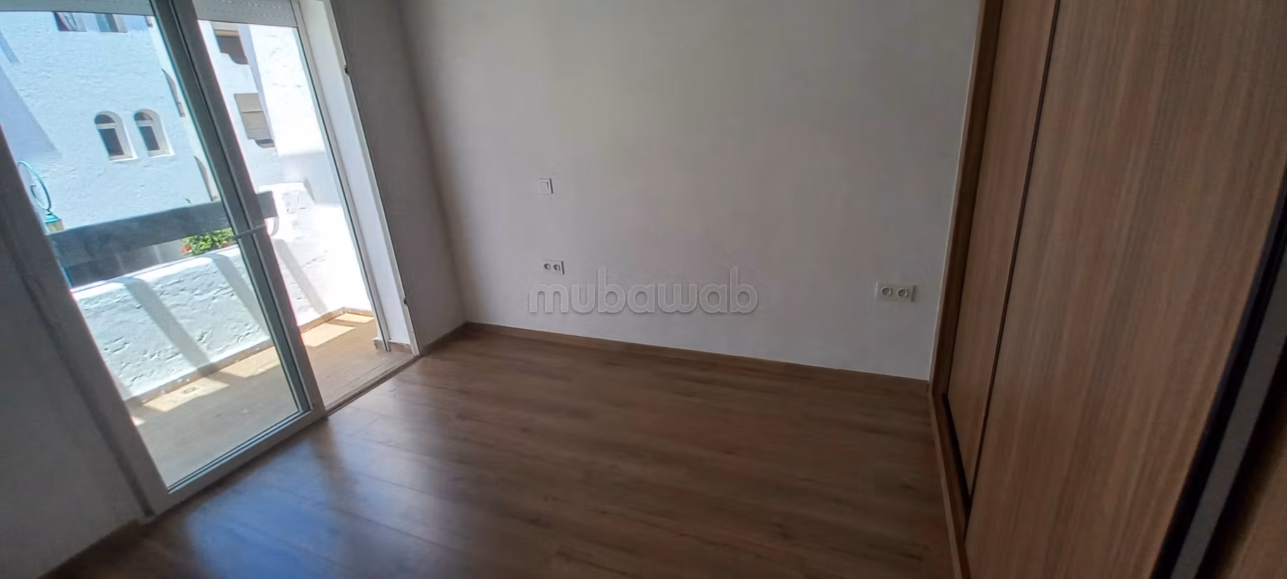 Splendide villa à vendre à Dar Bouazza. 3 chambres agréables. Climatisation et piscine