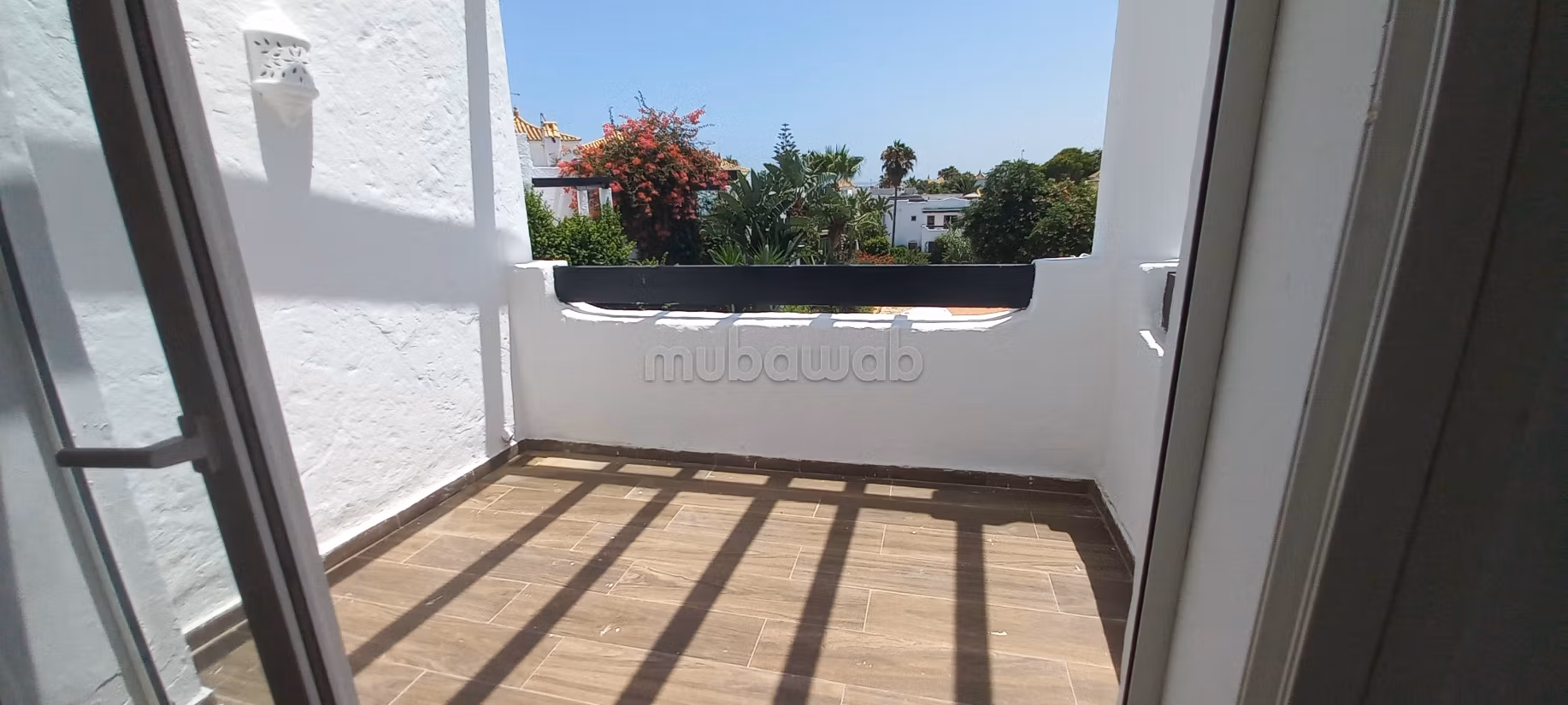 Splendide villa à vendre à Dar Bouazza. 3 chambres agréables. Climatisation et piscine