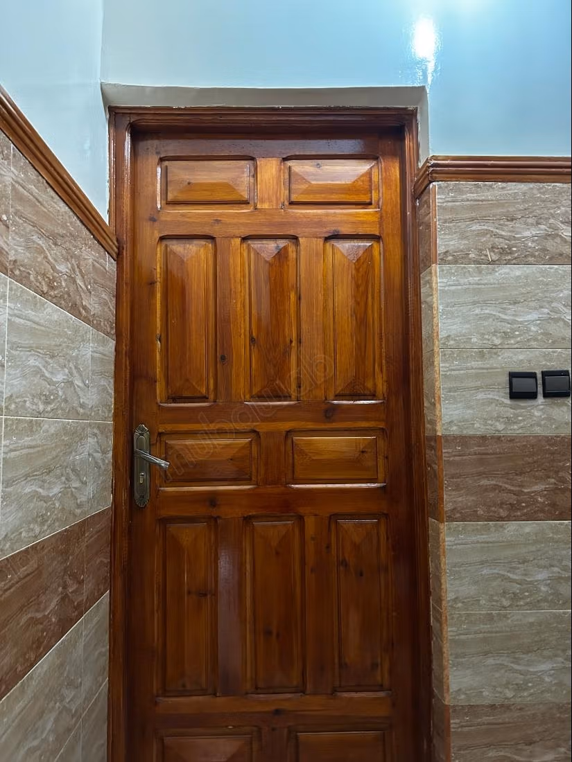 Superbo appartamento in affitto a Hay Zitoun. Superficie 120 m²