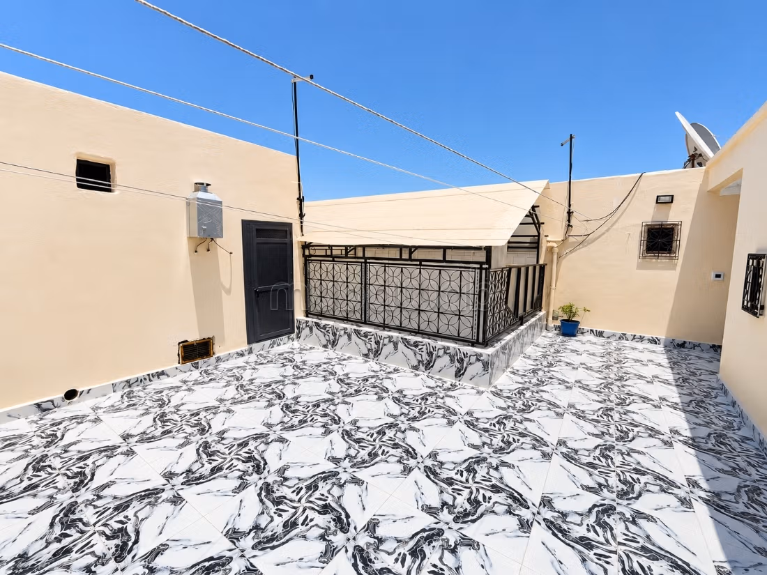 Riad 6/7 Rooms Subletting Allowed