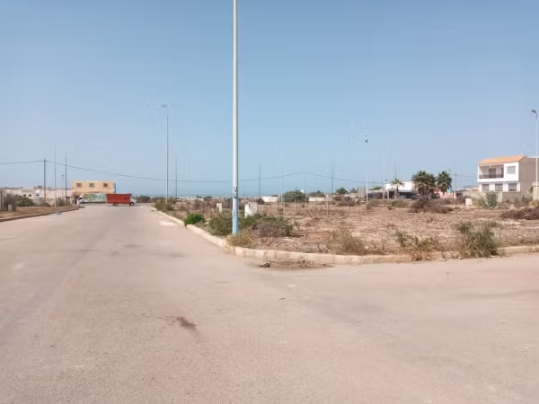 Terrain pour villa 240m2