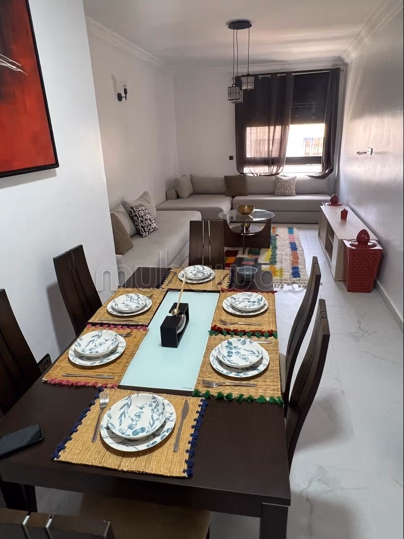 Louez cet appartement à Agdal. 2 jolies chambres. Dressing. — 3