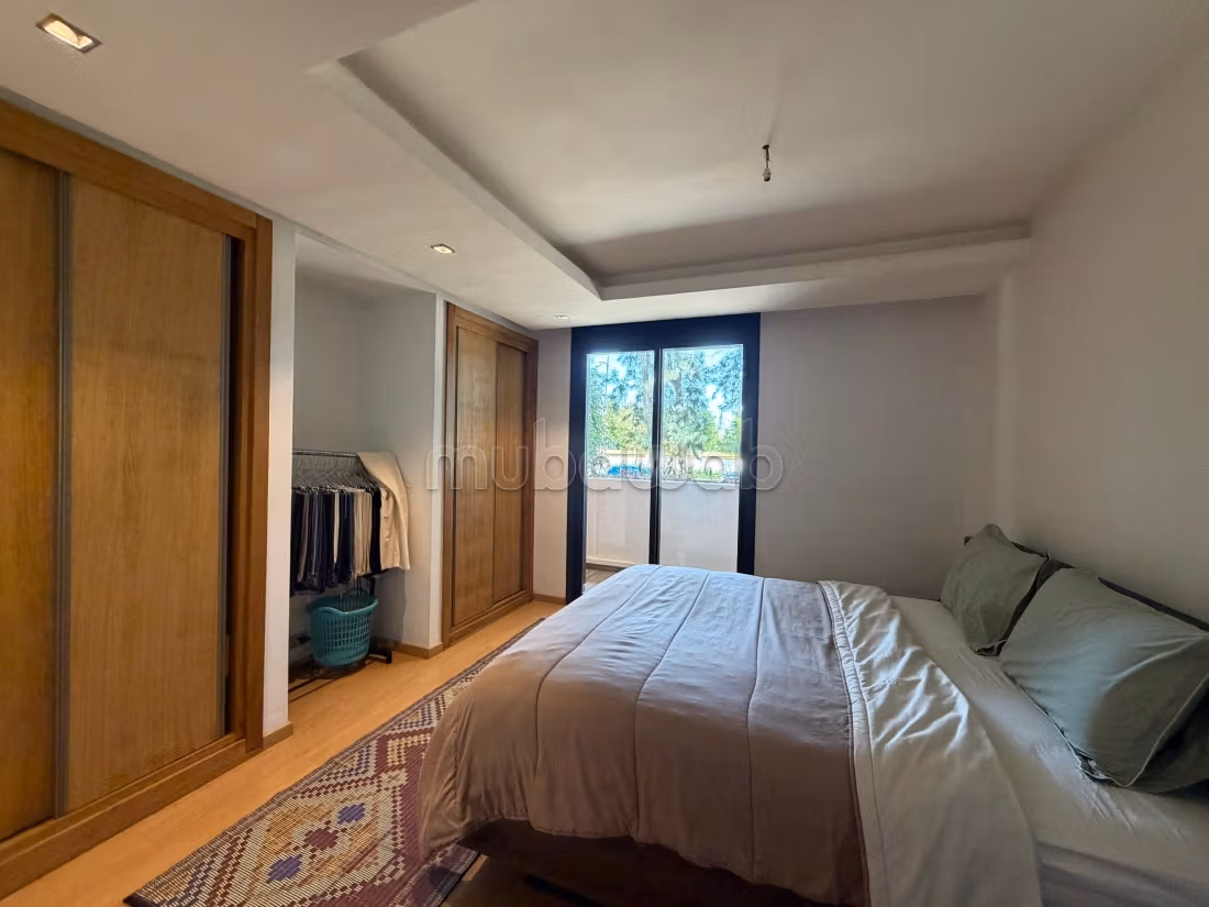 Appartement standing vide en location a l'orangerie