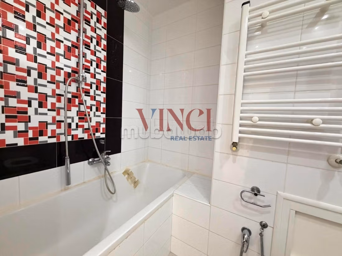 A Vendre un appartement en S3 aux Jardins de l'Aouina