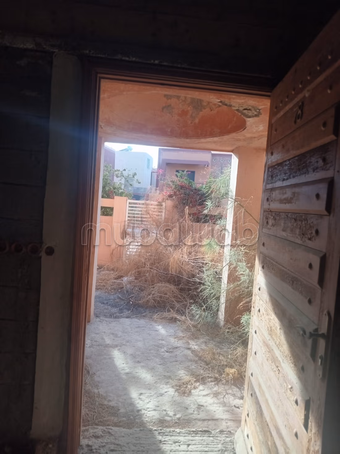 Magnificent villa for sale on Route de Safi. 2 comfortable rooms. Traditional Moroccan lounge