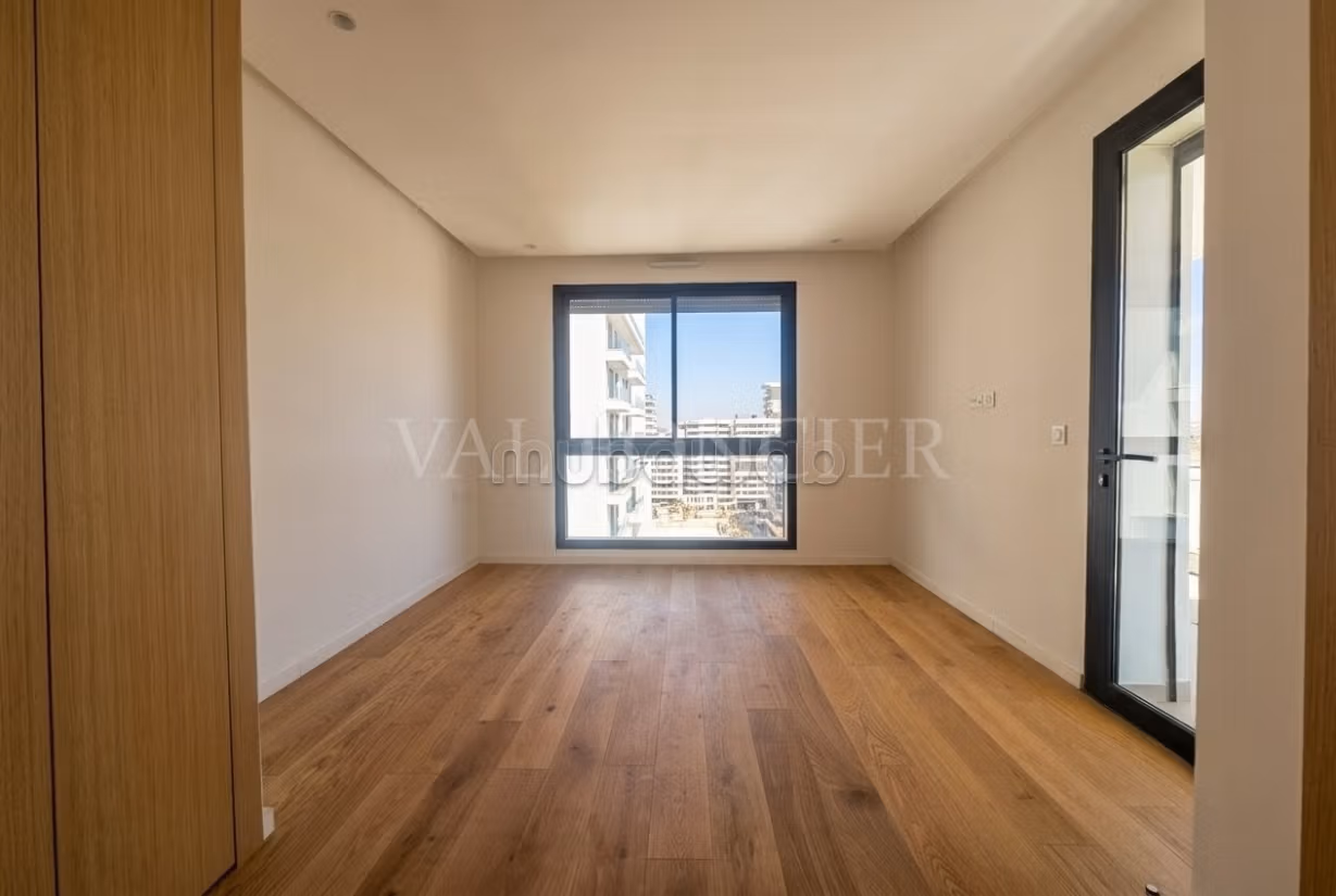 Vente d'un splendide appartement de 272 m² avec grande terrasse, Casablanca Finance City — 3