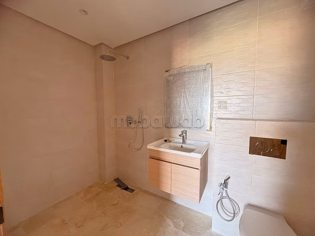 Appartement neuf proche de carrefour Semlalia