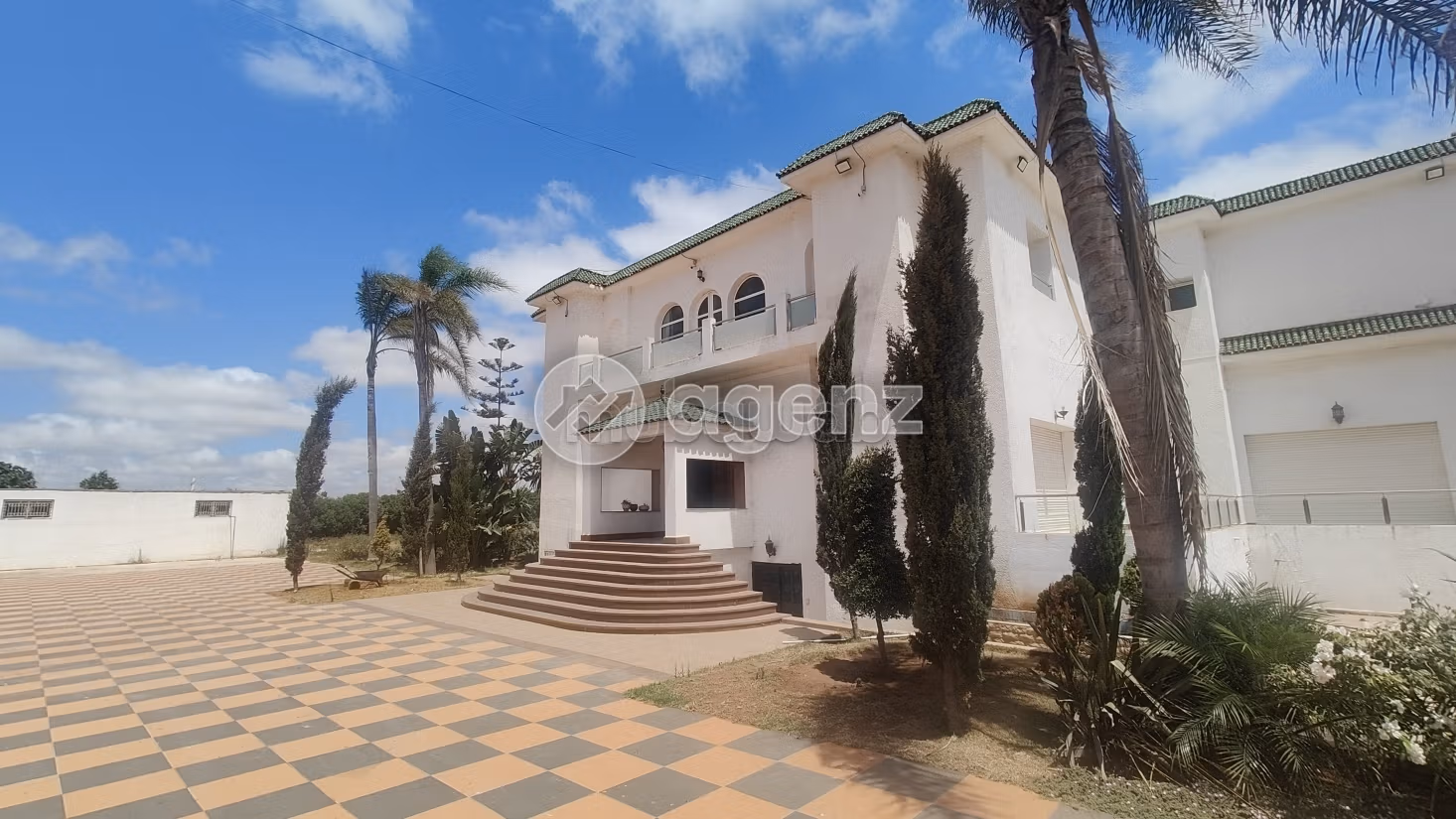 Villa à vendre 20 900 m², 8 chambres Autre Dar Bouazza
