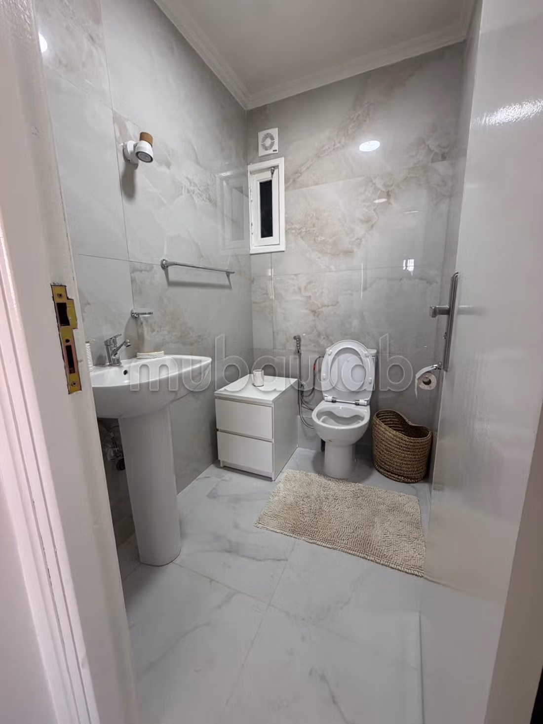 Apt renove a louer meuble haut agdal — 2