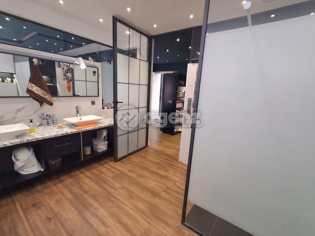 فيلا للبيع 330 م²، 3 غرف في سكيراط تامارة