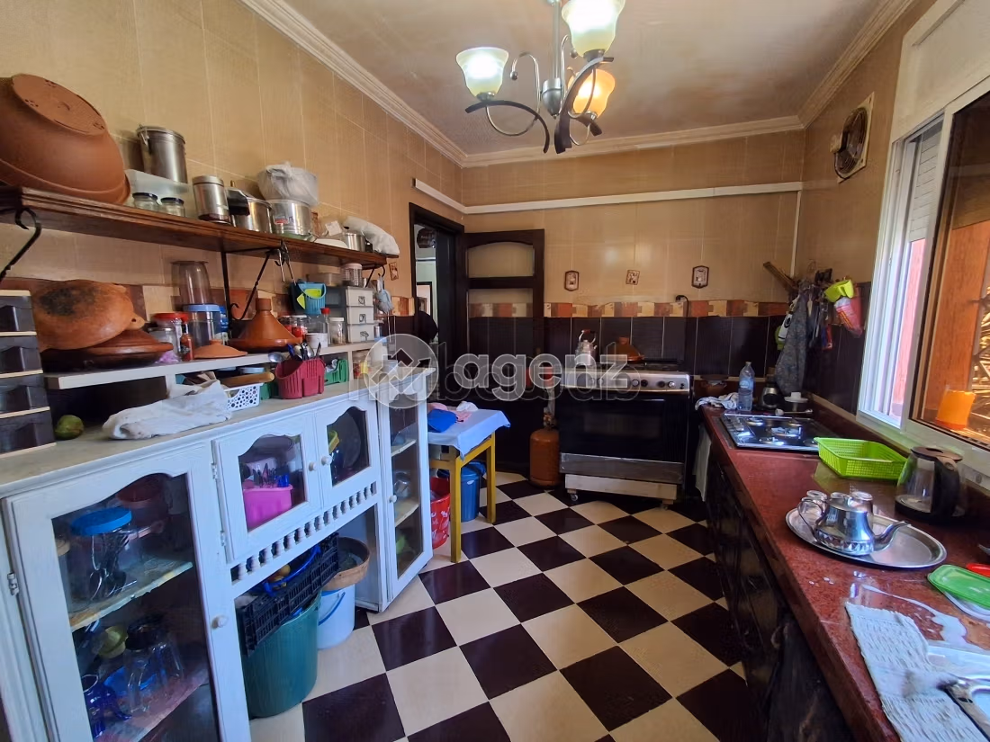 Huis te koop 211 m², 2 slaapkamers Andere Skhirate Témara
