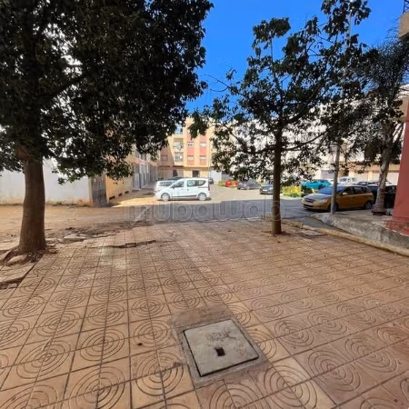 Local comercial a la venta de 254,0 m² en Salé, Hssain