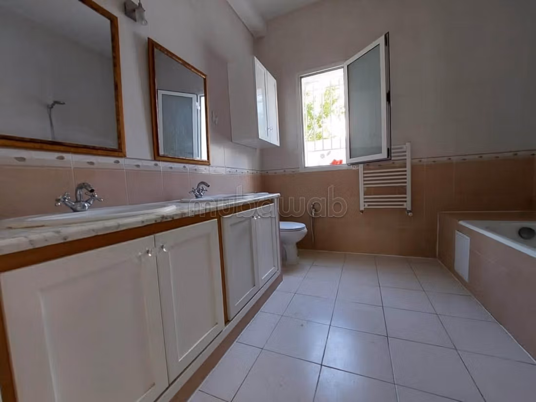 Villa s6 con grande giardino a Jardin Laouina