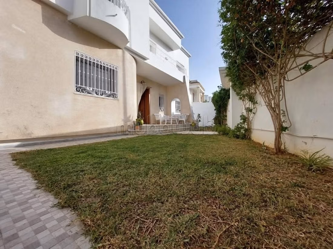 Villa s6 con grande giardino a Jardin Laouina
