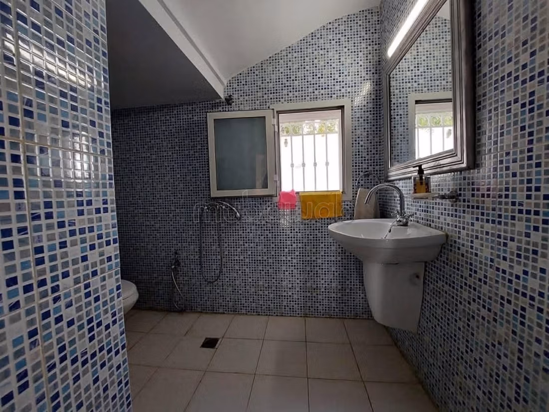 Villa s6 con grande giardino a Jardin Laouina
