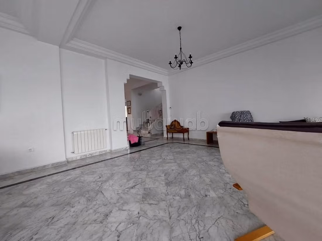 Villa s6 con grande giardino a Jardin Laouina