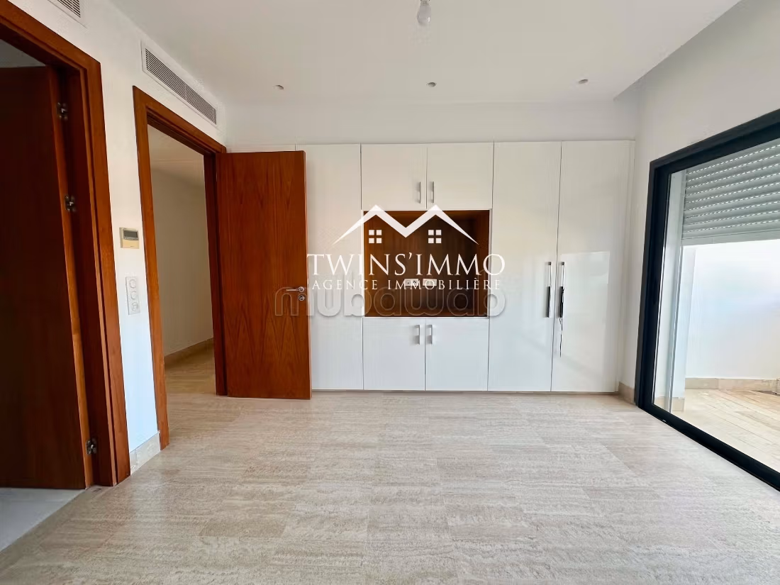 S4 Apartment at Berges du Lac 2