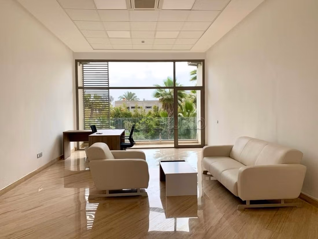 Villa professionnelle de standing 627m² Val d'Anfa