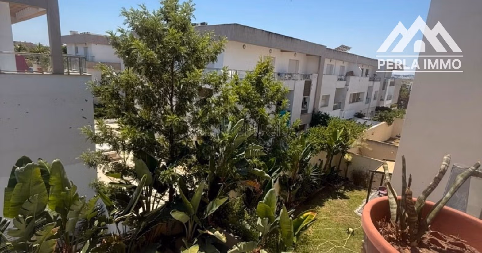 A vendre un appartement s2 à la Soukra