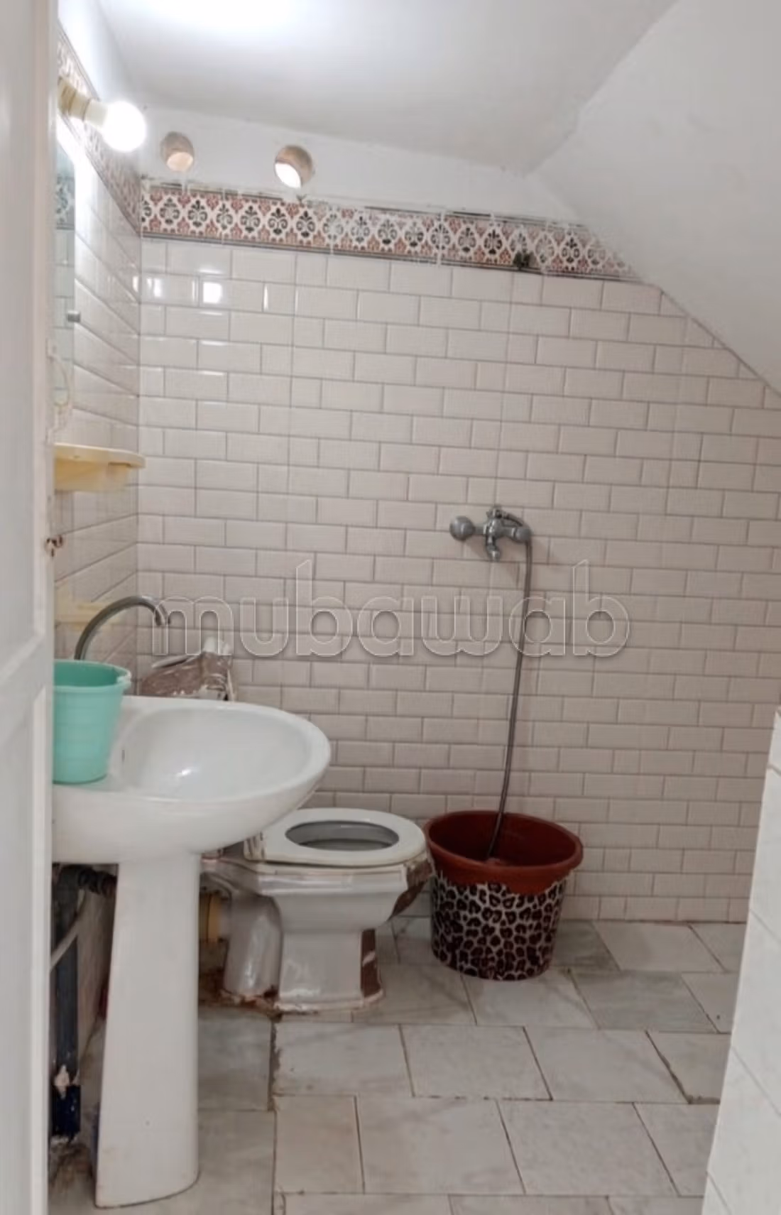 Superbo appartamento in affitto a Quartier Du Soleil. Superficie totale 100 m². Ben arredato